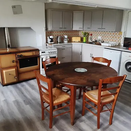 Maison Conviviale Pres De Avec Jardin, 100 M² *